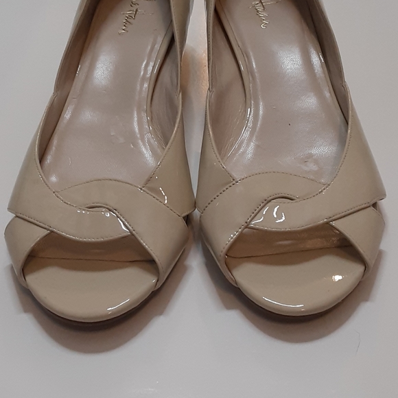 Cole Haan Darlene Patent Leather Low Wedge - Picture 2 of 8